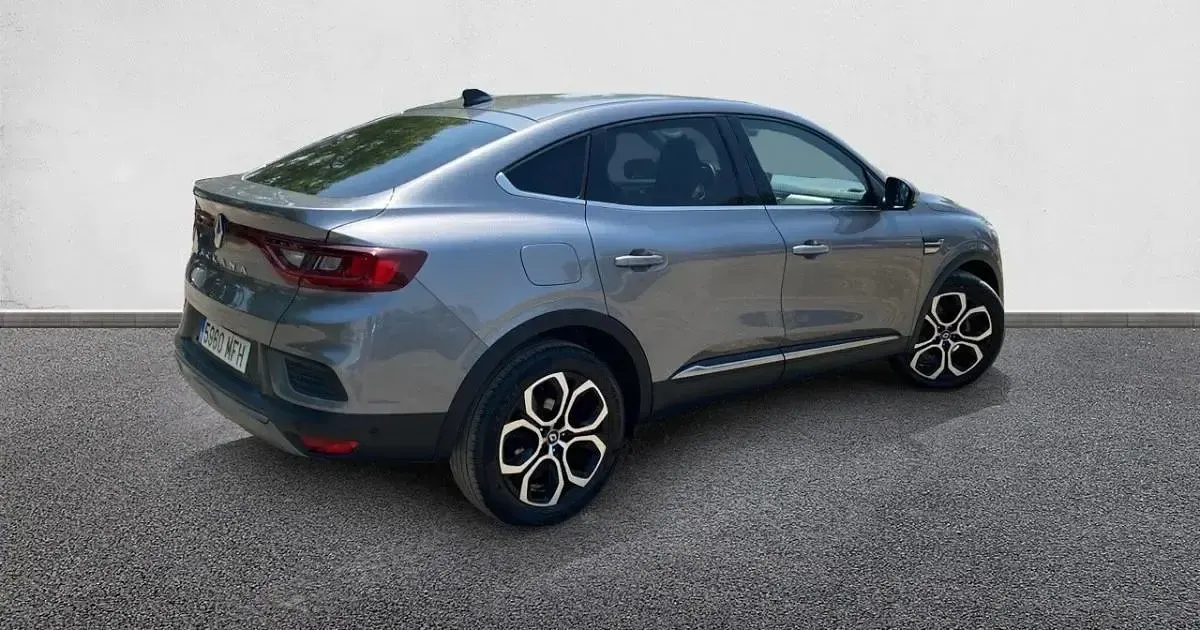 Usado Renault Arkana Techno 145 CV (106 kW) 2023 SUV