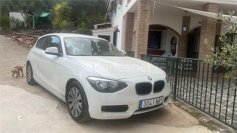 Blanco Usado 2014 BMW 116 Efficient Dynamics Utilitario | 8850 € (Buen precio) - Imagen 1/4