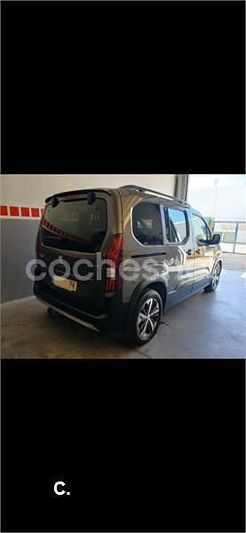 Usado Peugeot Rifter GT 130 CV (95 kW) 2021 Gris / plata Monovolumen