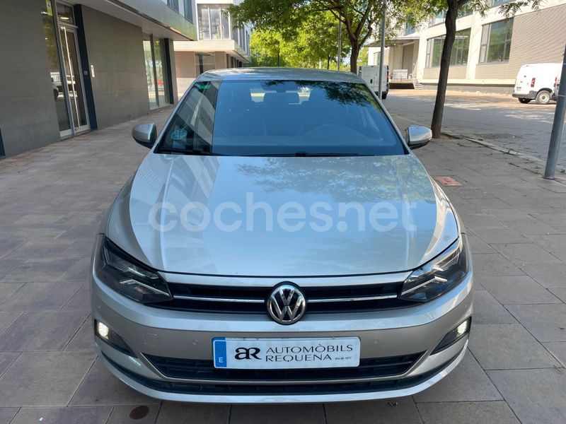 Usado VW Polo Advance 80 CV (58 kW) 2019 Gris / plata Berlina