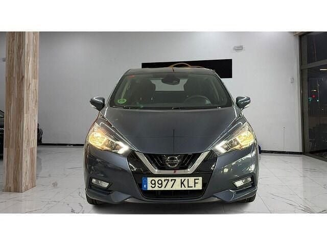 Usado Nissan Micra N-Connecta 90 CV (66 kW) 2018 Gris Utilitario