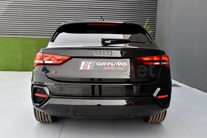 Usado Audi Q3 Sportback Premium 150 CV (110 kW) 2022 Negro SUV
