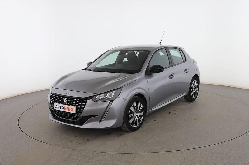 Gris Usado 2023 Peugeot 208 Active Utilitario | 14.099 € (Precio justo) - Imagen 1/3