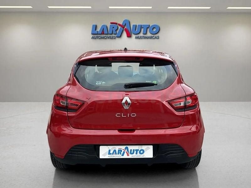 Usado Renault Clio IV Authentique 75 CV (55 kW) 2015 Granate Berlina