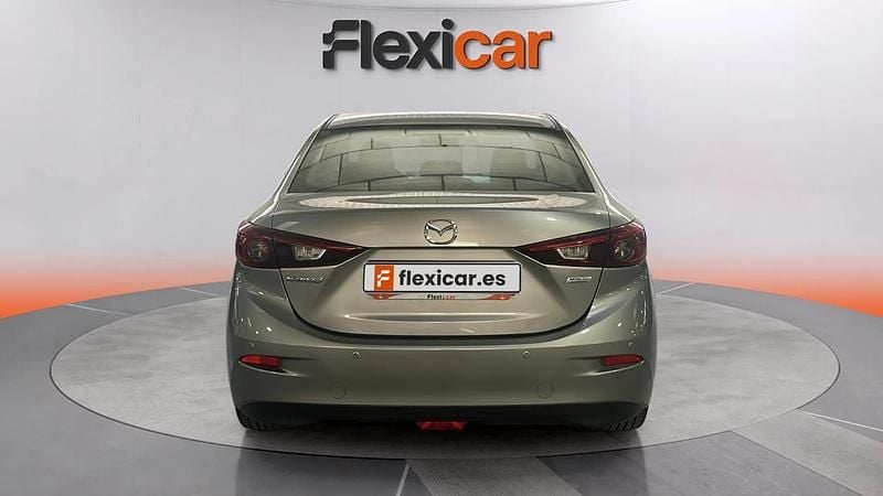 Usado Mazda 3 Style 150 CV (110 kW) 2016 Gris Utilitario