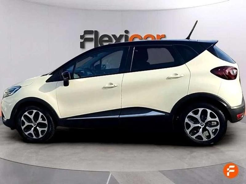 Usado Renault Captur Intens 90 HP (66 kW) 2018 Bege SUV