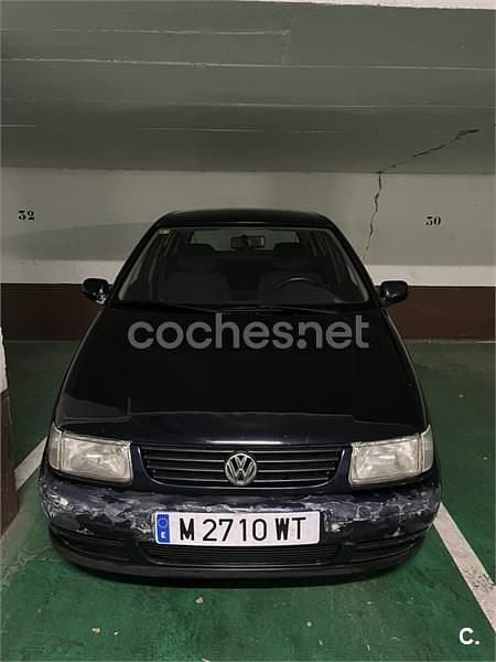 Usado VW Polo 64 CV (47 kW) 1998 Negro Berlina