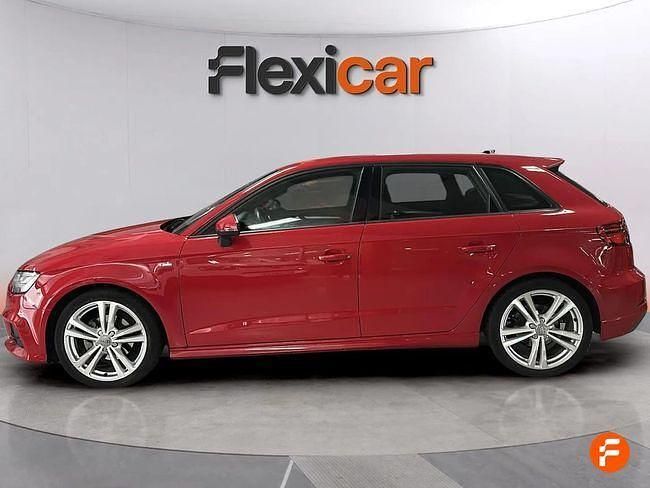 Usado Audi A3 S-Line 116 CV (85 kW) 2019 Rojo Berlina