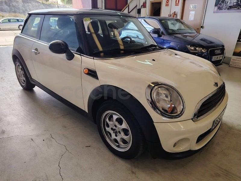 Usado Mini ONE 75 CV (55 kW) 2012 Blanco Utilitario