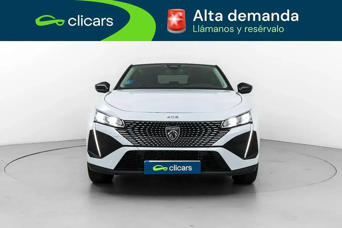 Usado Peugeot 408 Allure 136 CV (100 kW) 2025 Blanco SUV