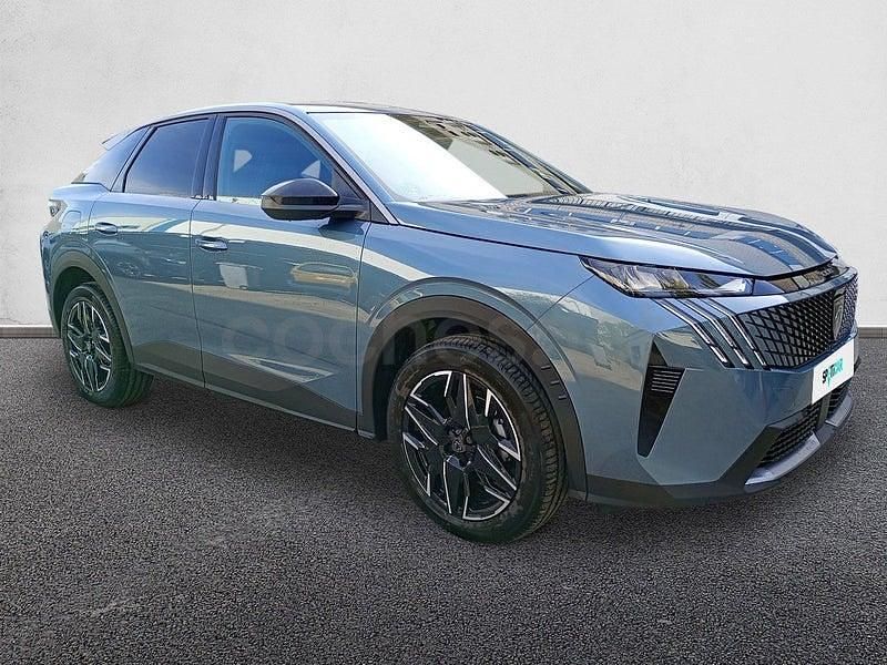 Usado Peugeot 3008 Allure 136 CV (100 kW) 2024 Azul SUV