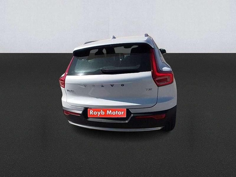 Usado Volvo XC40 Core 129 CV (94 kW) 2023 Blanco SUV