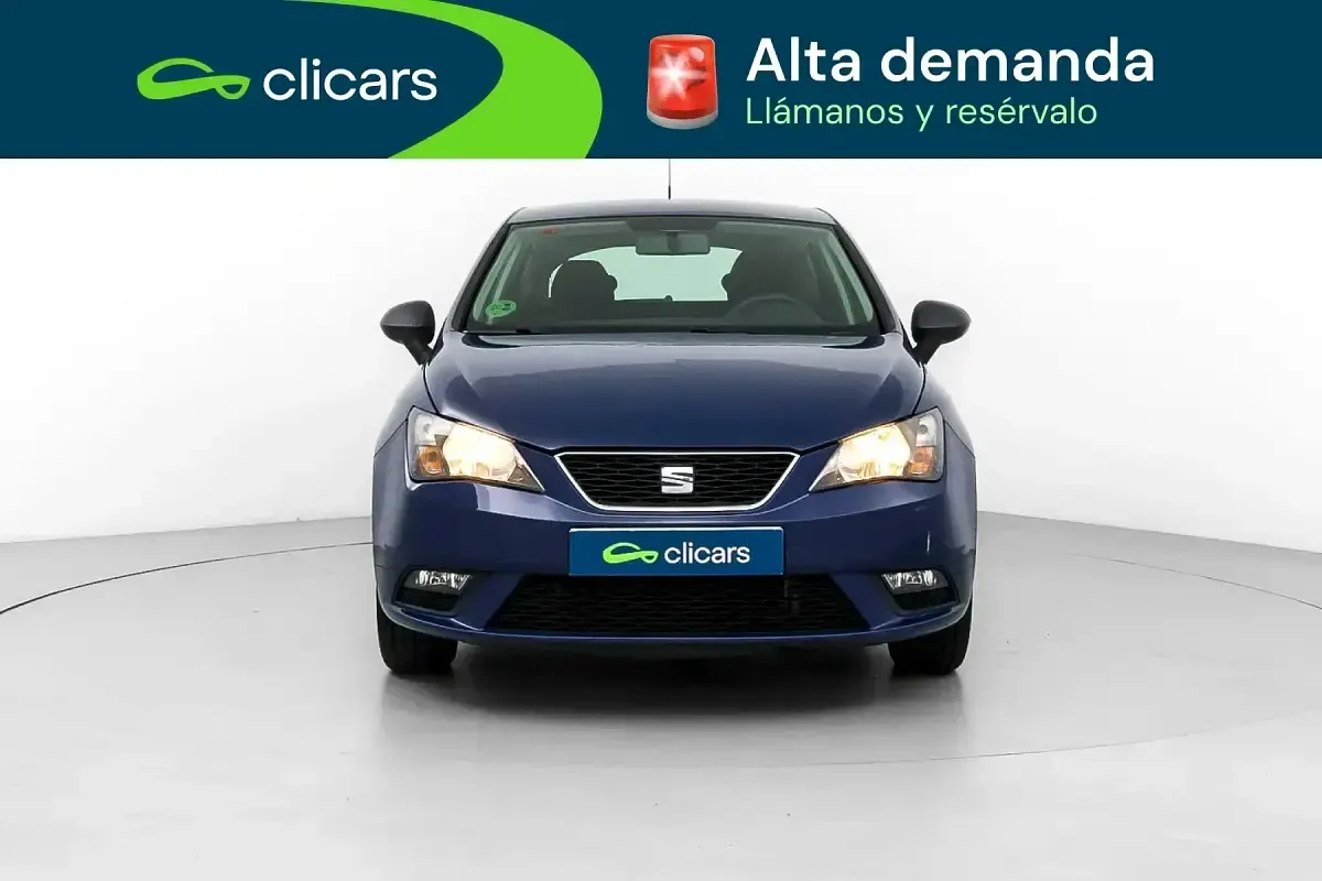 Usado Seat Ibiza Reference 75 CV (55 kW) 2017 Azul Berlina