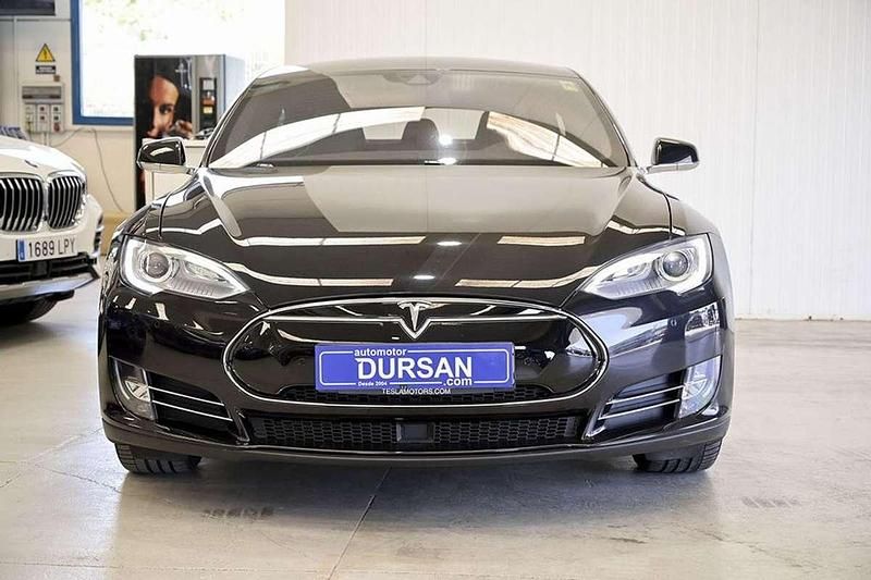 Usado Tesla Model S 380 kW (517 CV) 2016 Negro Utilitario