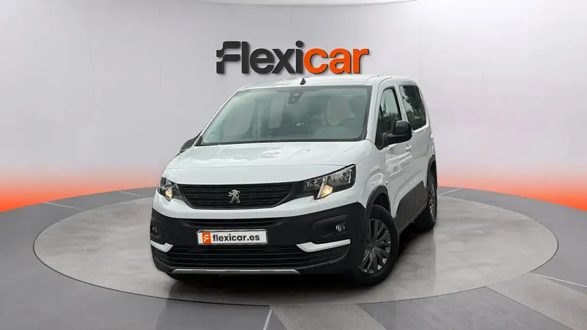 Usado Peugeot Rifter Active 102 CV (75 kW) 2022 Blanco Monovolumen