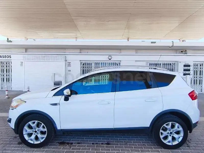 Usado Ford Kuga Trend 140 CV (102 kW) 2010 Blanco SUV