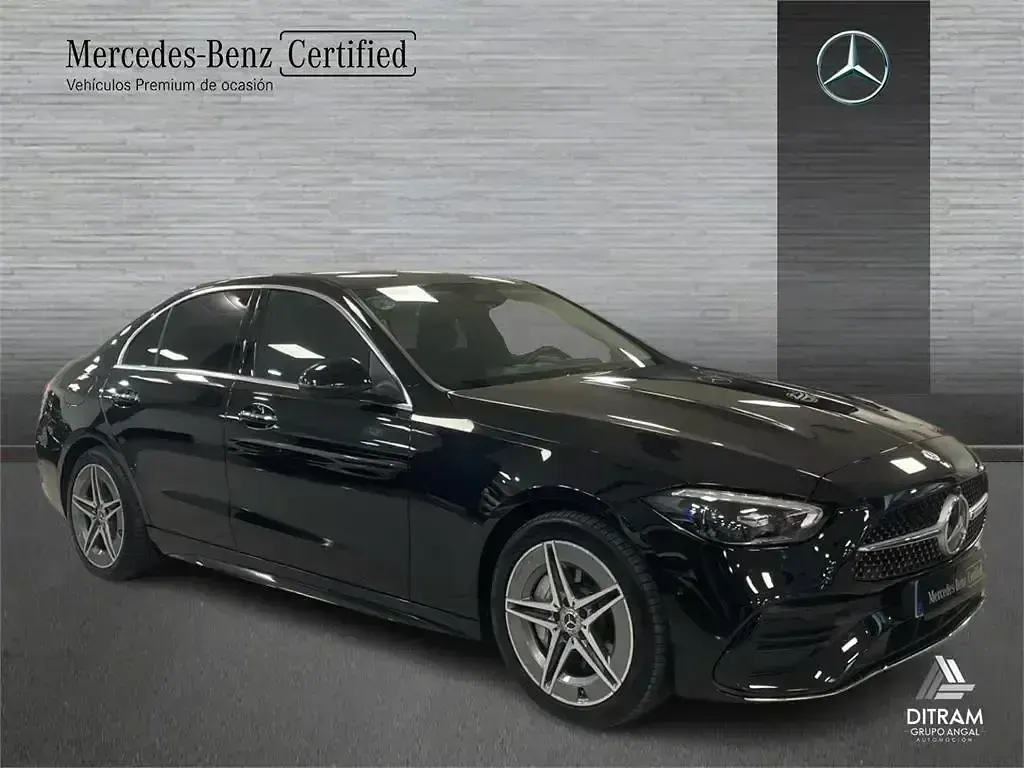 Usado Mercedes C300e 313 CV (230 kW) 2022 Negro obsidiana Berlina