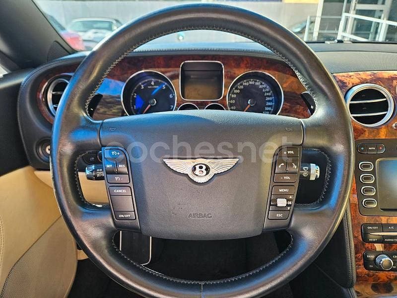 Usado Bentley Continental GT Mulliner 560 CV (411 kW) 2006 Gris / plata Coupe