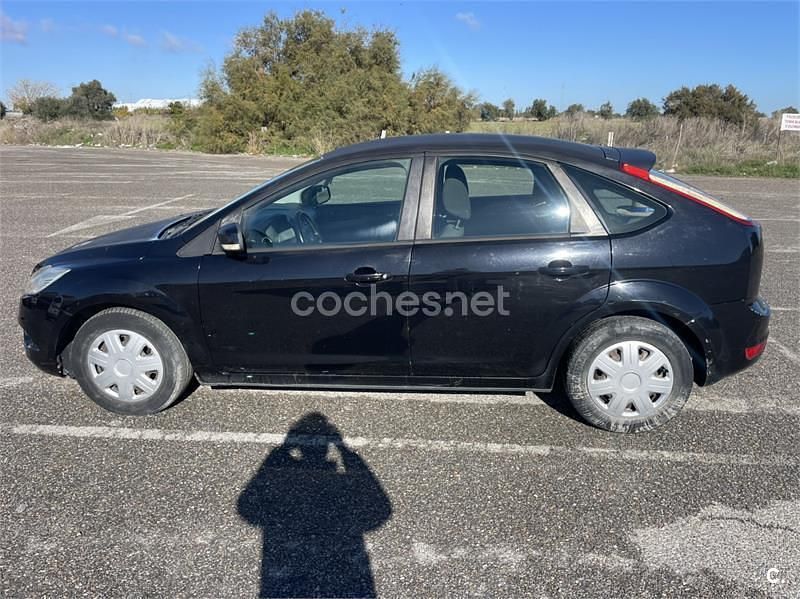 Usado Ford Focus Business Edition 90 CV (66 kW) 2009 Negro Berlina