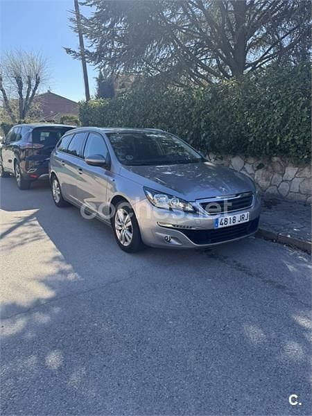 Usado Peugeot 308 SW Style 130 CV (95 kW) 2016 Gris / plata Familiar