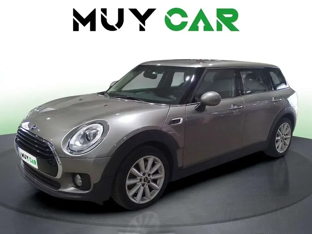 Usado Mini Cooper D 150 CV (110 kW) 2019 Gris Utilitario
