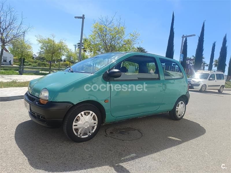 Usado Renault Twingo 54 CV (39 kW) 1995 Verde Utilitario