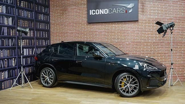 Usado Maserati Grecale 530 CV (389 kW) 2023 Negro SUV