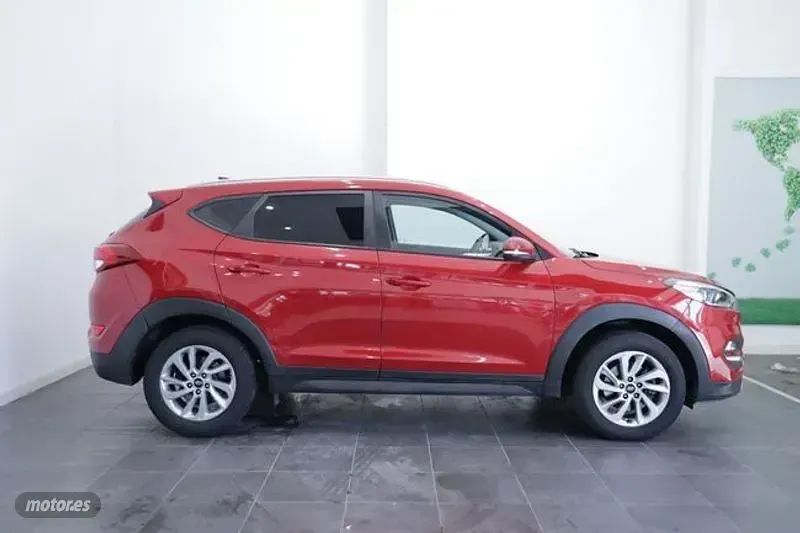 Usado Hyundai Tucson 177 CV (130 kW) 2018 Rojo SUV