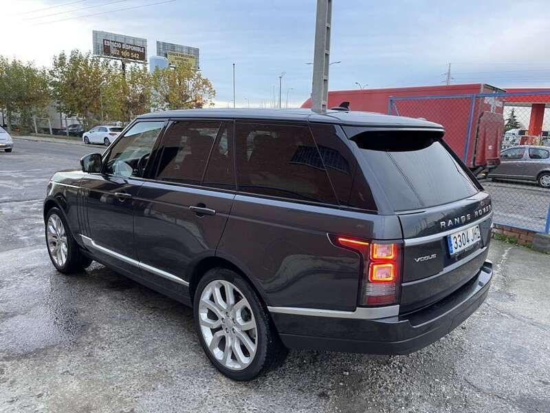 Usado Land Rover Range Rover Vogue 258 CV (189 kW) 2015 Gris SUV