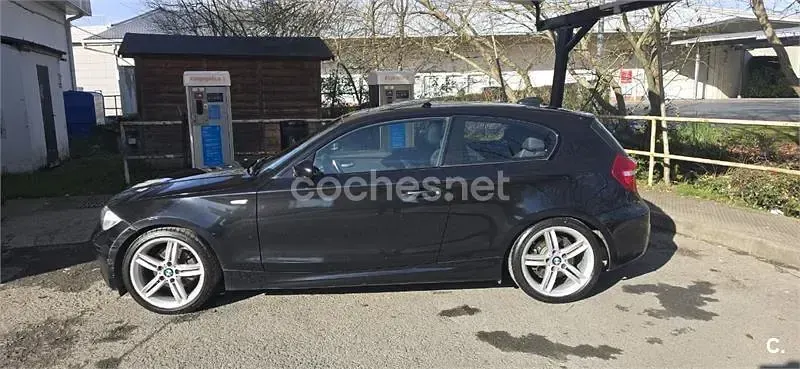 Usado BMW 118 143 CV (105 kW) 2008 Negro Utilitario