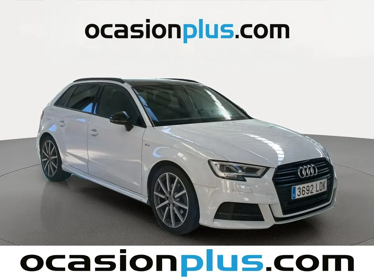 Usado Audi A3 150 CV (110 kW) 2019 Blanco Berlina