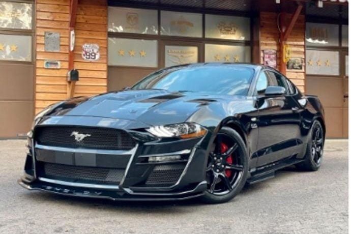 Usado Ford Mustang Performance Edition 450 CV (330 kW) 2021 Negro metalizado Utilitario