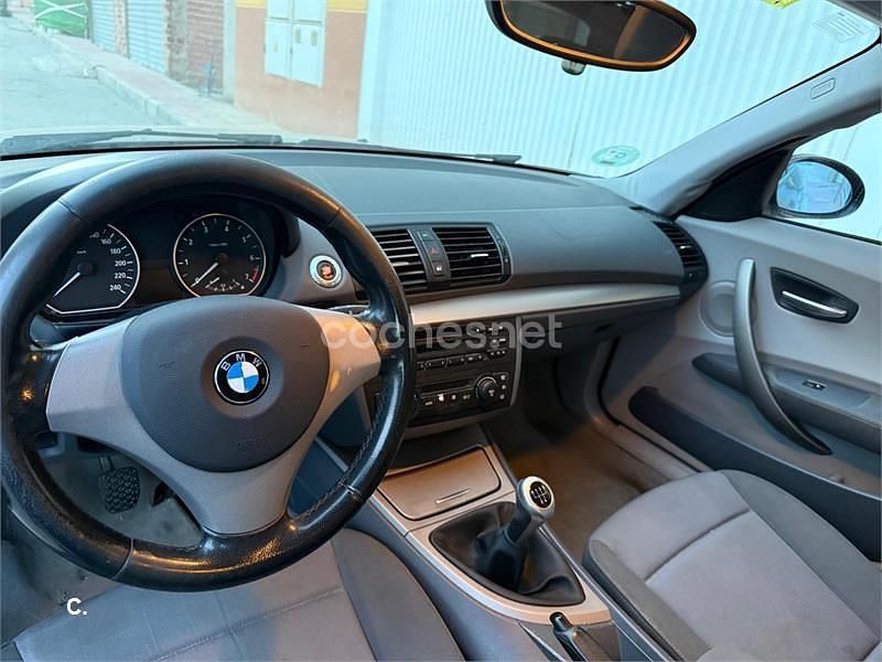 Usado BMW 116 115 CV (84 kW) 2006 Azul Utilitario