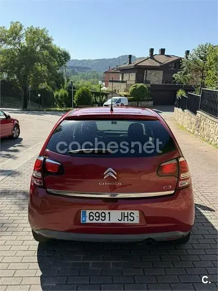 Usado Citroën C3 Live 82 CV (60 kW) 2015 Rojo Berlina