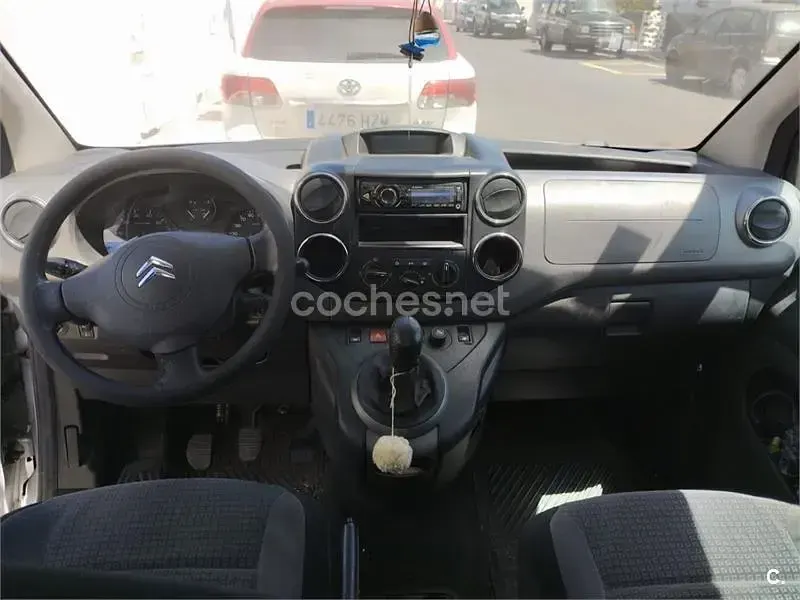 Usado Citroën Berlingo 90 CV (66 kW) 2009 Gris / plata Monovolumen