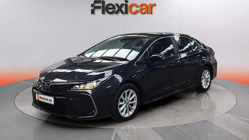 Usado Toyota Corolla Active 101 CV (74 kW) 2023 Negro Berlina