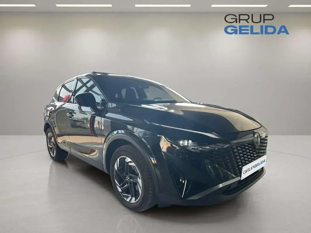 Usado Nissan Qashqai N-Connecta 139 CV (102 kW) 2025 Negro SUV
