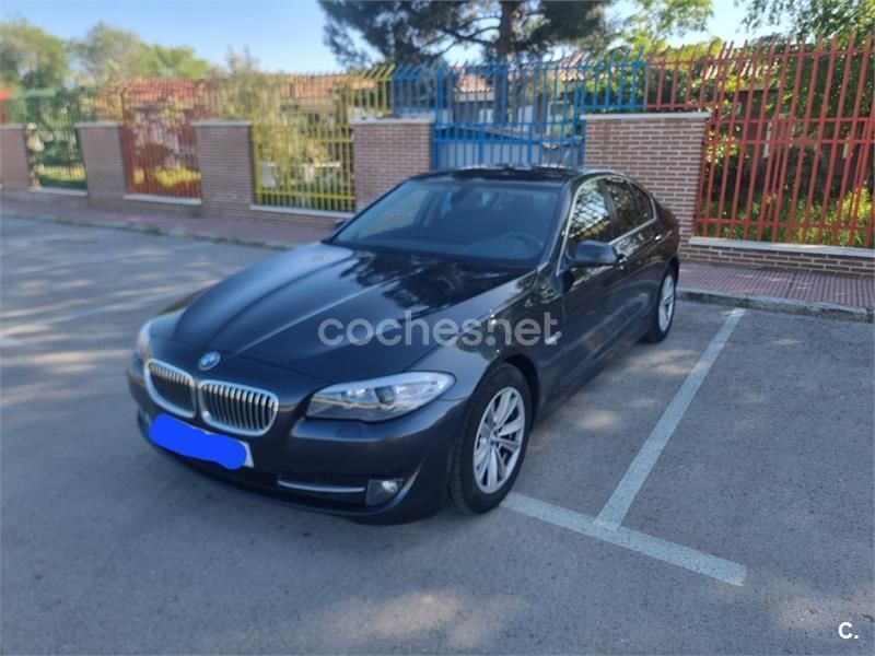 Negro Usado 2010 BMW 520 Berlina | 13.799 € (Un poco caro) - Imagen 1/4