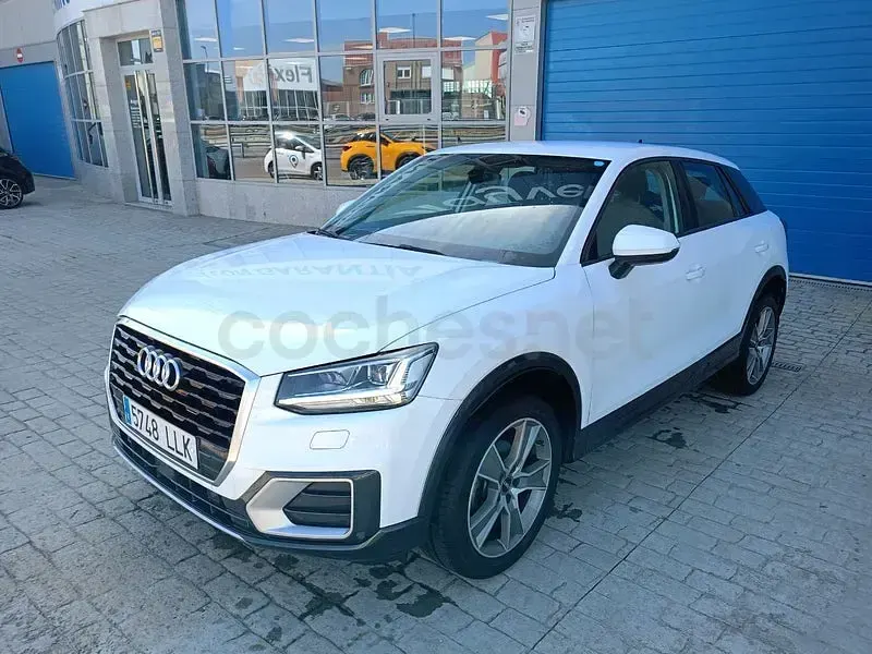 Usado Audi Q2 Design 116 CV (85 kW) 2020 Blanco SUV