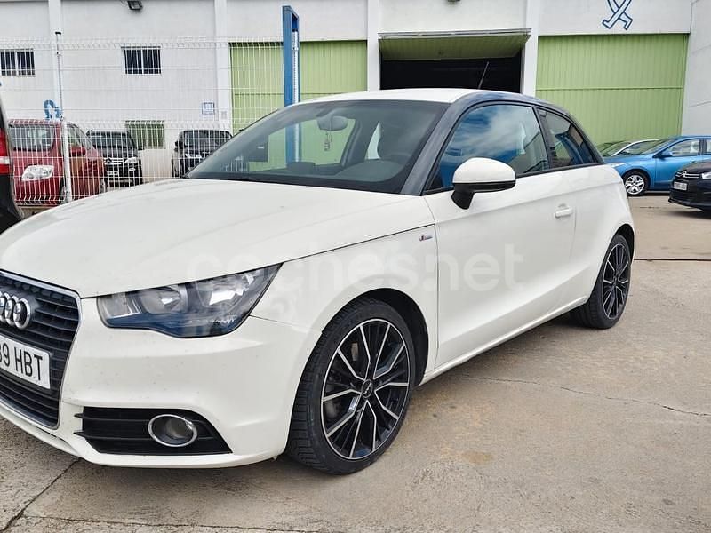 Blanco Usado 2011 Audi A1 Ambition Utilitario | 8900 € (Precio justo) - Imagen 1/4