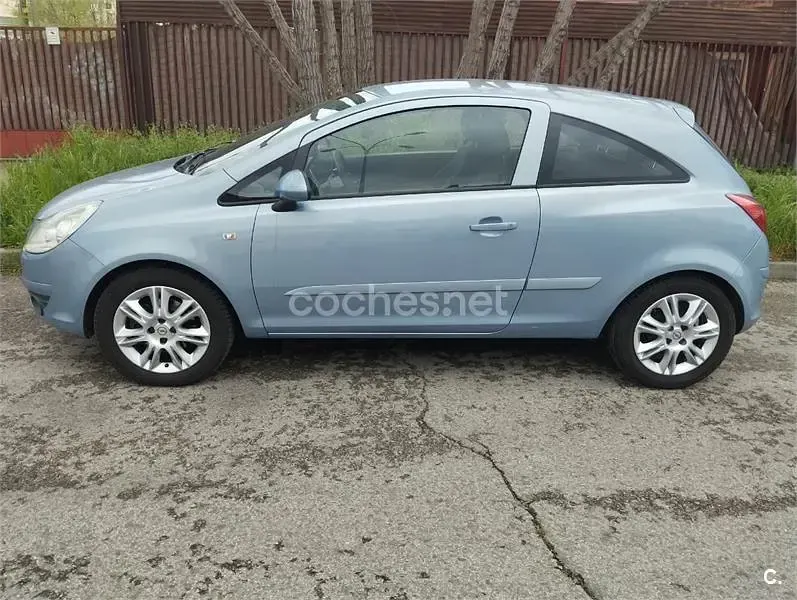 Usado Opel Corsa Enjoy 90 CV (66 kW) 2008 Azul Utilitario