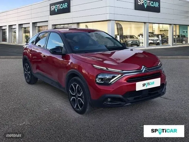 Usado Citroën e-C4 Feel 100 kW (136 CV) 2022 Rojo Berlina