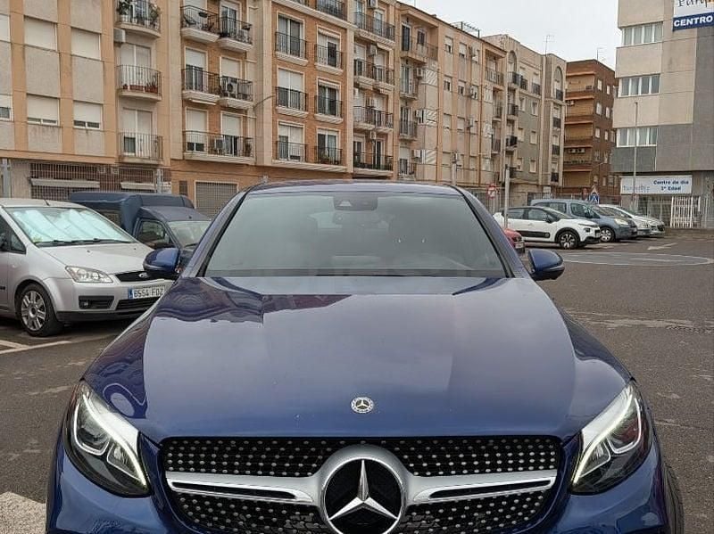 Usado Mercedes GLC250 211 CV (155 kW) 2018 Azul Coupe
