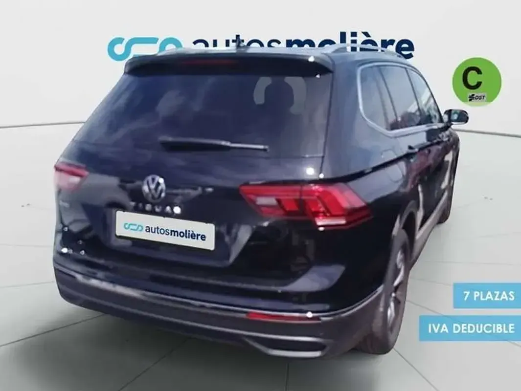 Usado VW Tiguan Life 150 CV (110 kW) 2023 Gris SUV
