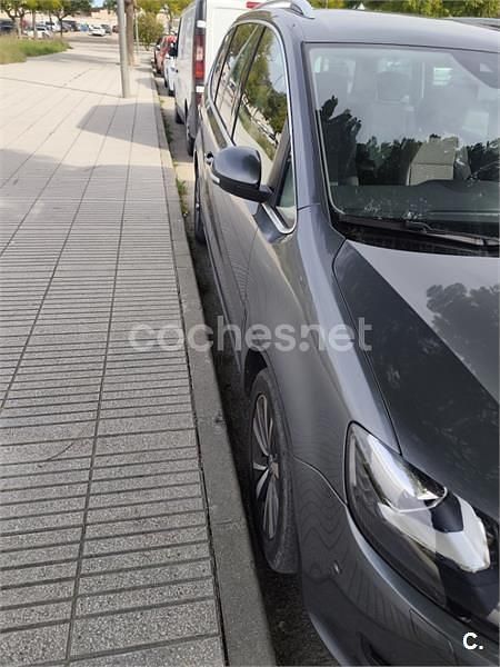 Usado VW Sharan Sportline 150 CV (110 kW) 2021 Gris / plata Monovolumen