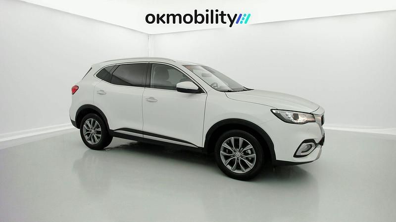 Używany MG HS Comfort 162 KM (119 kW) 2023 Biały SUV