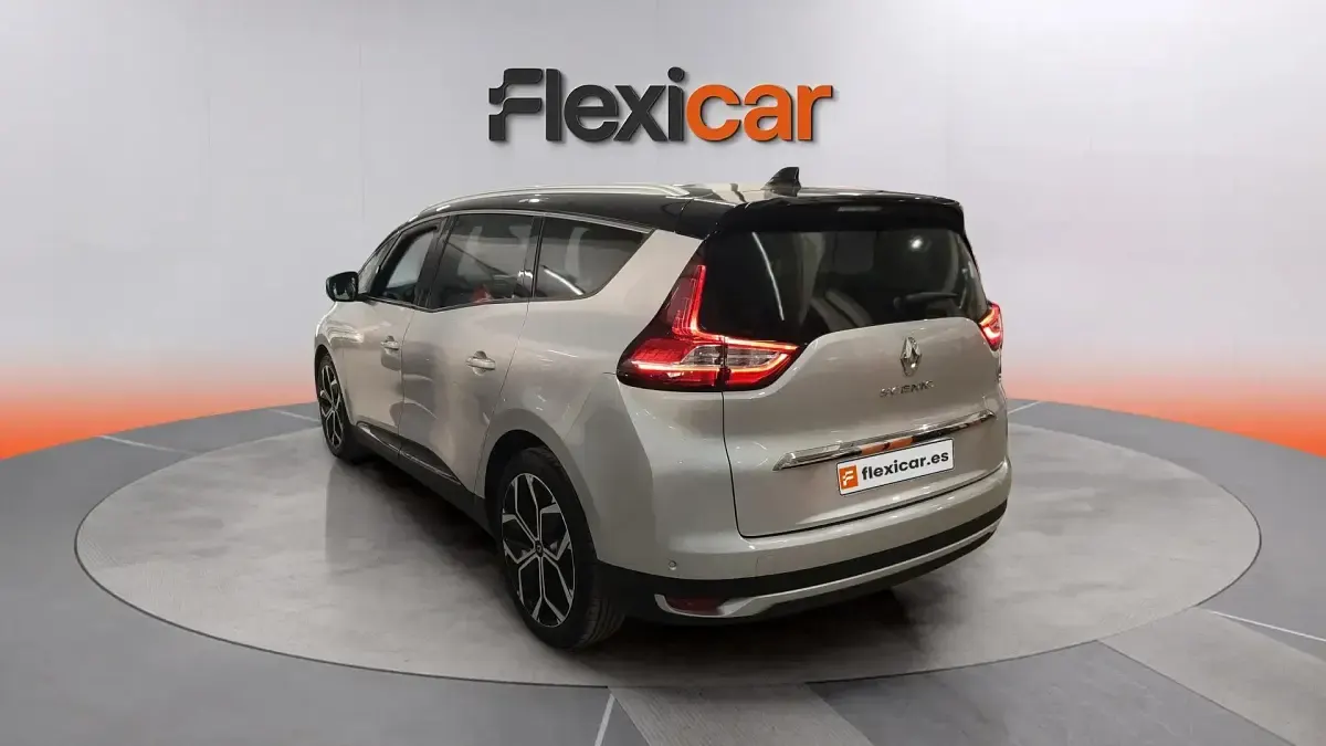 Używany Renault Grand Scénic IV Zen 140 KM (102 kW) 2021 Szary Minivan