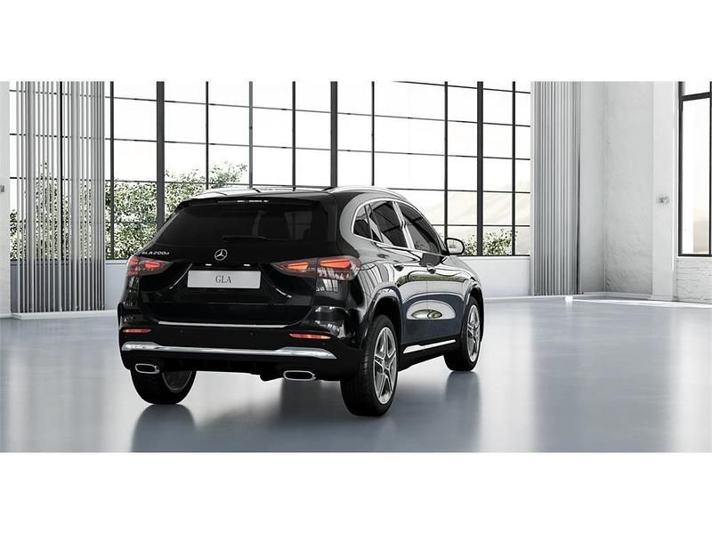 Nuevo Mercedes GLA200 150 CV (110 kW) 2025 Negro cosmos SUV