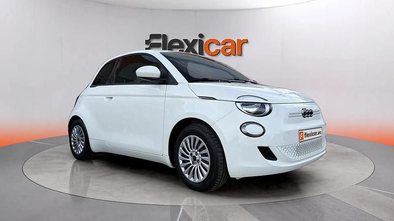 Usado Fiat 500e 86 kW (118 CV) 2023 Blanco Berlina