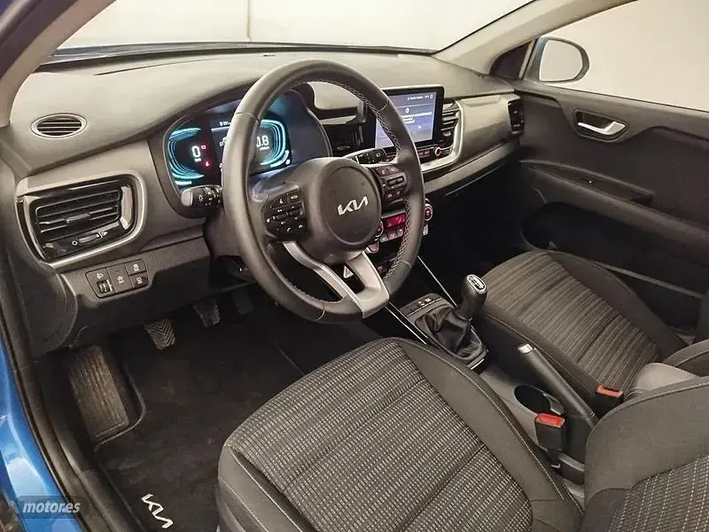 Usado Kia Stonic 100 CV (73 kW) 2025 SUV